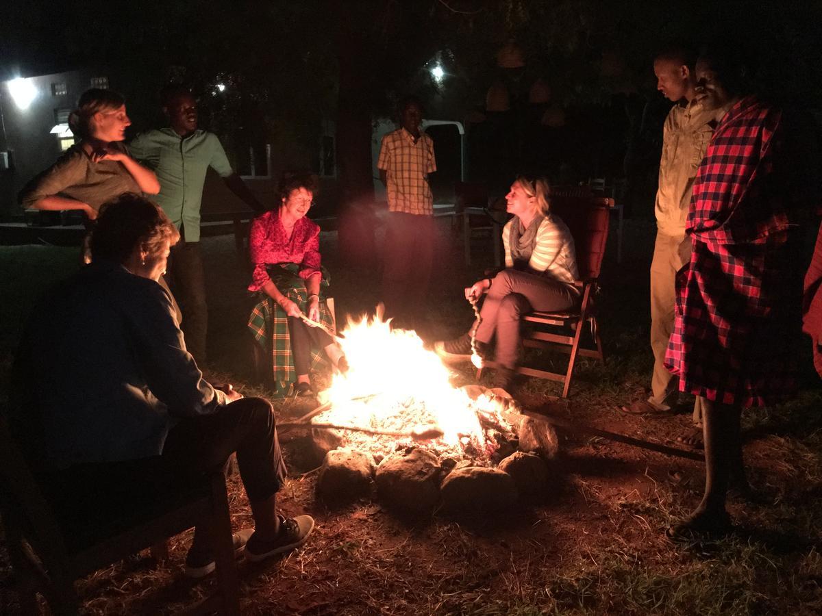 Kara-Tunga Safari Camp Bed & Breakfast Moroto ภายนอก รูปภาพ