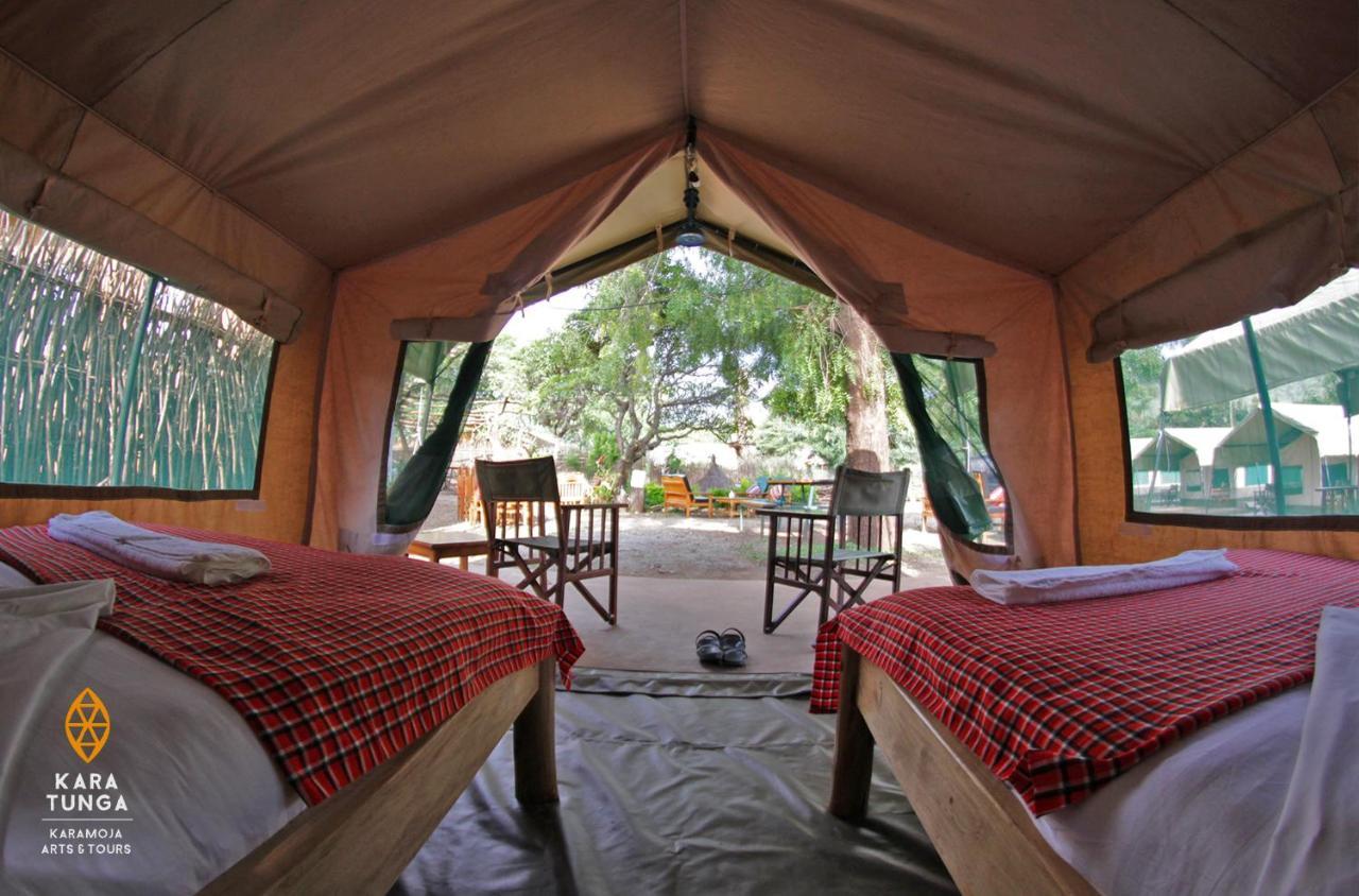Kara-Tunga Safari Camp Bed & Breakfast Moroto ภายนอก รูปภาพ